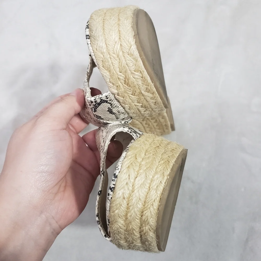 Kelsi Dagger Bianca Snakeskin Criss Cross Espadrille Wedge Sandal Size 8.5